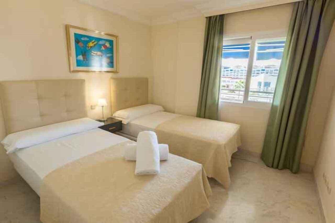 Marina De Banus Apartment Marbella Exterior photo