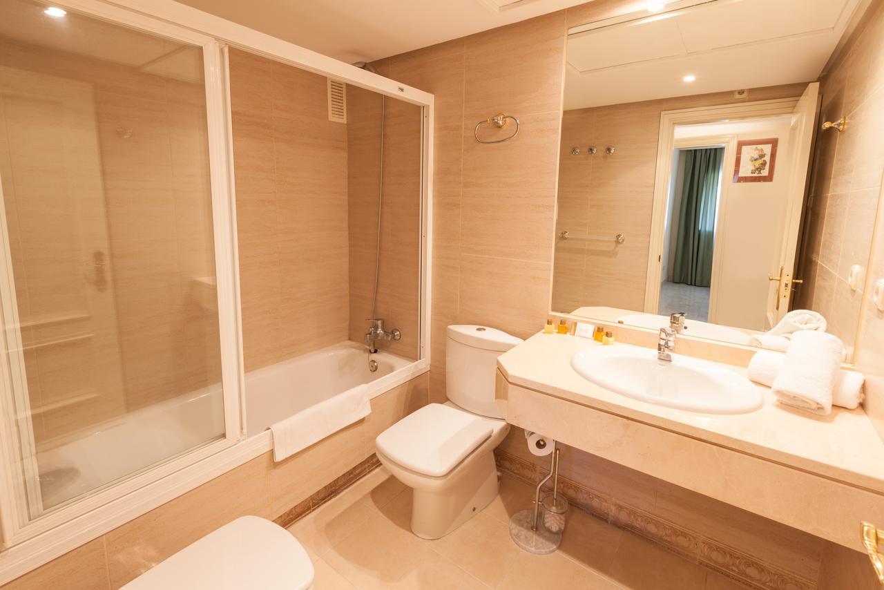 Marina De Banus Apartment Marbella Exterior photo